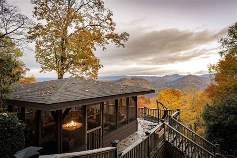 best fall resorts.